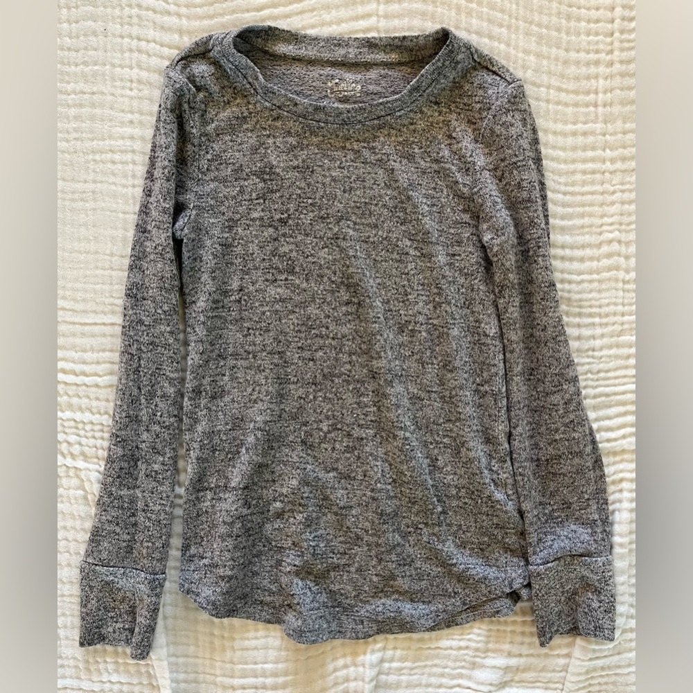 Justice girls long sleeve shirt. Size 6